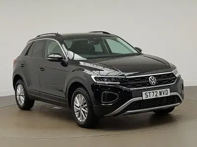 Used VW T-Roc Life 150 HP (110 kW) 2023 Black SUV
