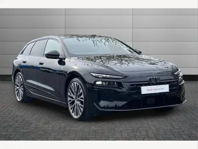 Usado Audi A6 e-tron Comfort 210 kW (286 HP) 2026 Preto Carrinha