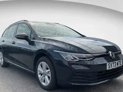 Used VW Golf VIII Life 110 HP (80 kW) 2023 Grey Estate