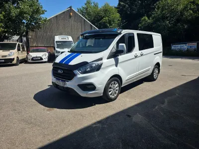 Used Ford Transit Custom Limited 130 HP (95 kW) 2022 White Van