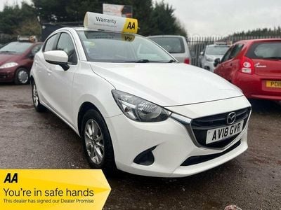 Used Mazda 2 75 HP (55 kW) 2018 White Hatchback