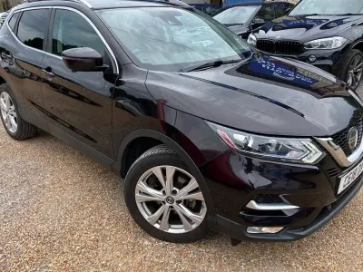 Used Nissan Qashqai N-Connecta 115 HP (84 kW) 2018 Black SUV