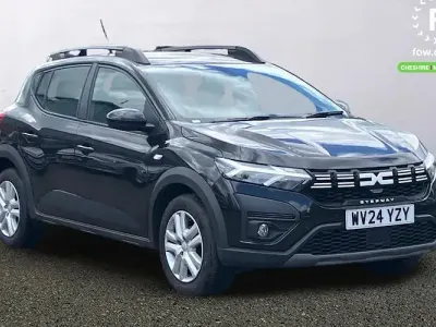 Begagnad Dacia Sandero Expression 91 HK (66 kW) 2024 Svart Halvkombi