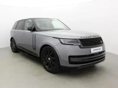Używany Land Rover Range Rover SE 395 KM (290 kW) 2025 Szary SUV