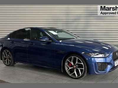 Usado Jaguar XE 300 HP (220 kW) 2023 Azul Sedan