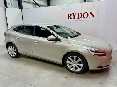 Used Volvo V40 Inscription 2017 Gold Hatchback