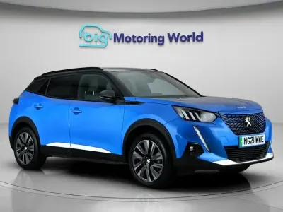 Used Peugeot e-2008 Premium 100 kW (136 HP) 2021 SUV