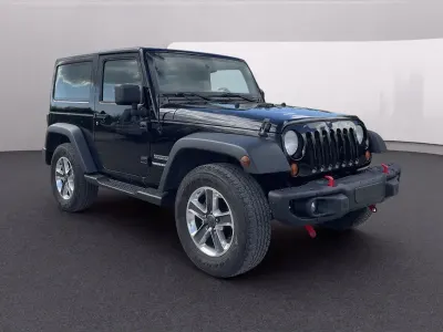 Begagnad Jeep Wrangler Sport 280 HK (205 kW) 2013 Svart SUV