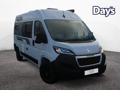 Begagnad Peugeot Boxer Premium 140 HK (102 kW) 2024 Vit Van