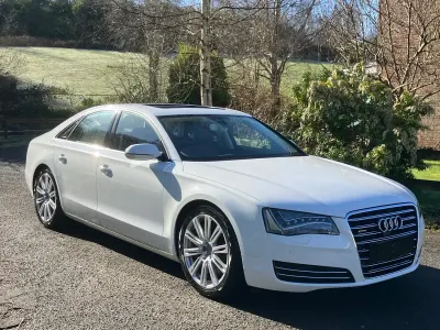 Begagnad Audi A8 372 HK (273 kW) 2011 Vit Sedan