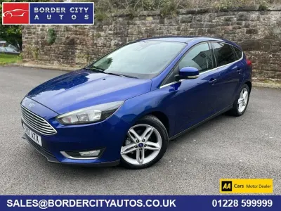 Used Ford Focus Titanium 120 HP (88 kW) 2017 Blue Hatchback