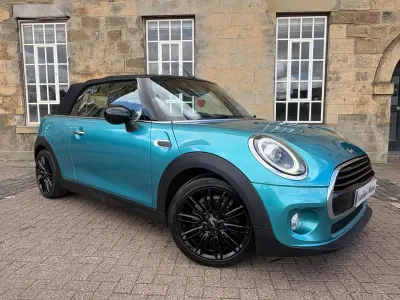 Begagnad Mini Cooper Cabriolet 2018 Turkos Cab