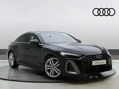 Begagnad Audi A5 S-Line 2025 Svart Sedan