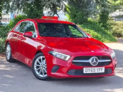 Used Mercedes A180 Executive 136 HP (100 kW) 2019 Red Hatchback