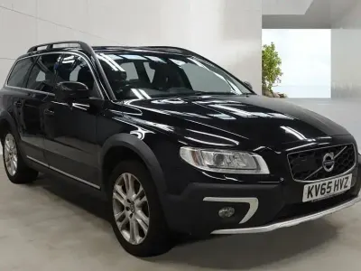 Used Volvo XC70 SE Lux 220 HP (161 kW) 2015 Black Estate