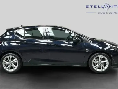 Used Vauxhall Astra SRi 197 HP (144 kW) 2019 Blue Hatchback