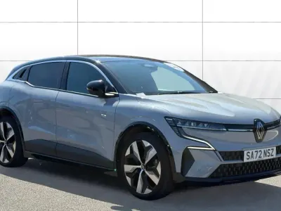 Usado Renault Megane E-Tech Techno 159 kW (217 HP) 2012 Citadino