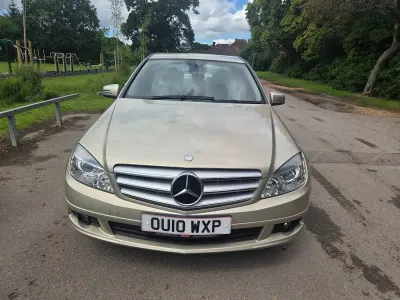 Used Mercedes C180 Executive 156 HP (114 kW) 2010 Beige Sedan