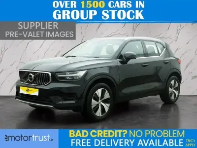 Begagnad Volvo XC40 Core 211 HK (155 kW) 2022 Svart SUV