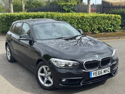 Used BMW 118 Comfort Edition 150 HP (110 kW) 2016 Black Hatchback