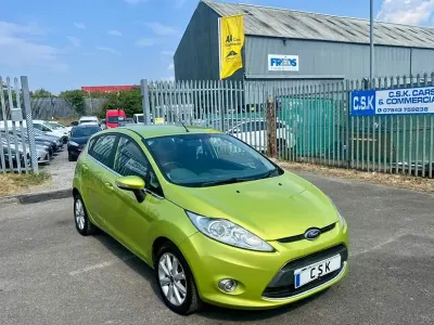 Used Ford Fiesta Zetec 82 HP (60 kW) 2011 Green Hatchback