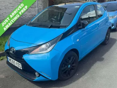 Used Toyota Aygo X-cite 68 HP (50 kW) 2016 Blue Hatchback