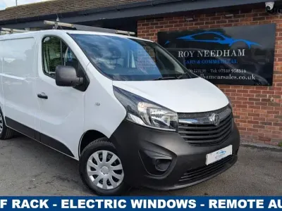 Used Vauxhall Vivaro 120 HP (88 kW) 2019 White MPV