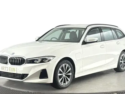 Used BMW 330e Sport Line 292 HP (214 kW) 2023 White Estate