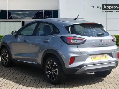 Käytetty Ford Puma Titanium 2023 Hopea Katumaasturi