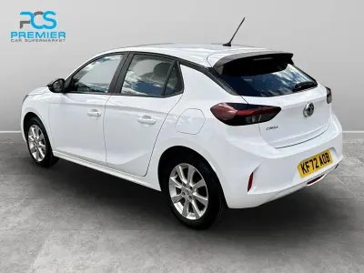 Begagnad Vauxhall Corsa Design Edition 2023 Vit Halvkombi