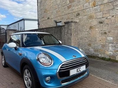 Blue Used 2015 Mini Cooper Hatch Hatchback | £5,495 (Good price)