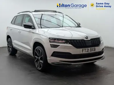 Used Skoda Karoq SportLine 150 HP (110 kW) 2021 White SUV