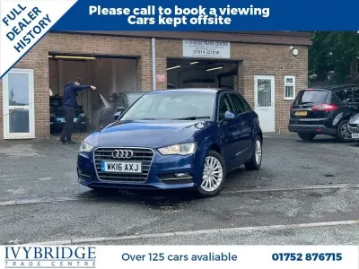 Usado Audi A3 Sportback Design 150 CV (110 kW) 2016 Azul Utilitario