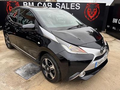 Black Used 2015 Toyota Aygo X-clusiv Hatchback | £6,900 (Fair price)