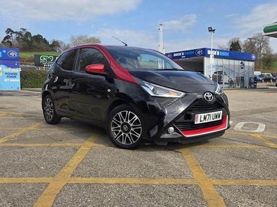 Begagnad Toyota Aygo X-clusiv 72 HK (52 kW) 2021 Svart Halvkombi