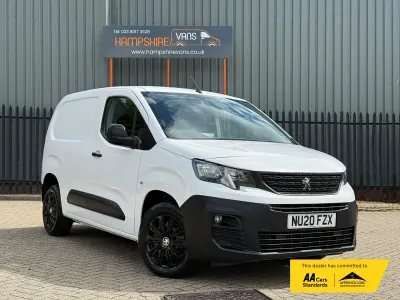 Used Peugeot Partner 2020 White MPV