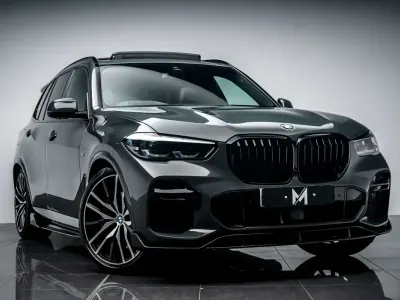 Usado BMW X5 M Sport 340 CV (250 kW) 2022 Gris SUV