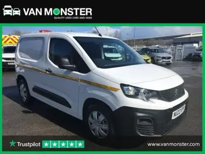 Used Peugeot Partner Premium 2022 White MPV