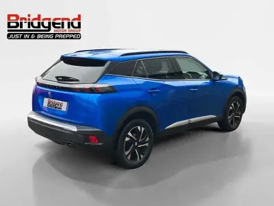 Second-hand Peugeot 2008 Allure 2021 Albastru SUV