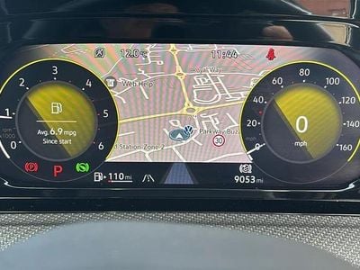 Used VW Golf VIII R-line 150 HP (110 kW) 2024 Yellow Hatchback