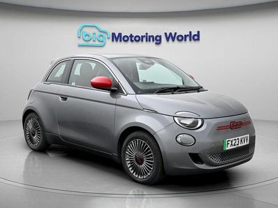 Used Fiat 500e Red 86 kW (117 HP) 2023 Hatchback