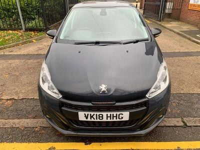 Used Peugeot 208 GT-line 2018 Grey Hatchback
