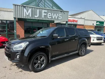 Used Isuzu D-Max 2018 Black Pickup