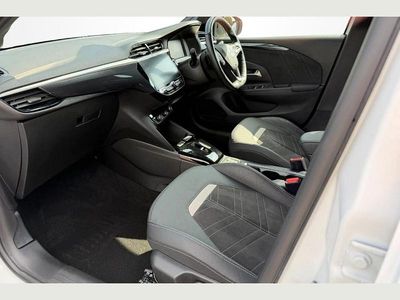 Used Vauxhall Corsa Ultimate 128 HP (94 kW) 2023 White Hatchback