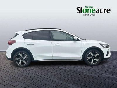 Used Ford Focus Active 125 HP (91 kW) 2023 White Hatchback