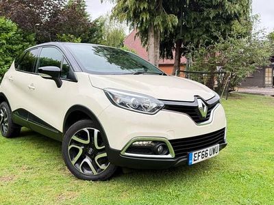Cream Used 2016 Renault Captur Dynamique SUV | £6,990 (Fair price)