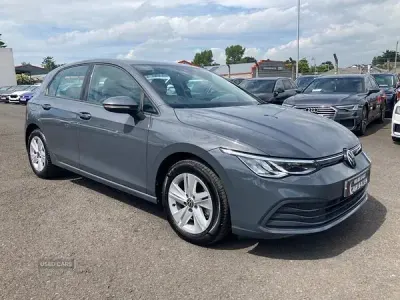 Used VW Golf VIII Life 150 HP (110 kW) 2023 Grey Hatchback