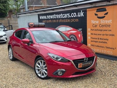 Used Mazda 3 Inclusive 105 HP (77 kW) 2016 Red Hatchback
