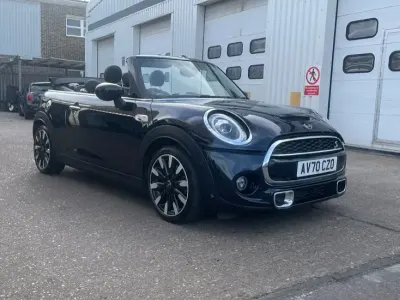 Used Mini Cooper S Cabriolet Exclusive 189 HP (139 kW) 2021 Black Cabriolet