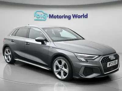 Begagnad Audi A3 Sportback S-Line 110 HK (80 kW) 2021 Grå Halvkombi